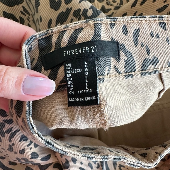 Denim Animal Print Mini Skirt Forever 21 Size Large - Picture 3 of 9